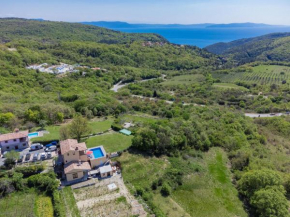  Holiday Home Panorama 1  Лабин